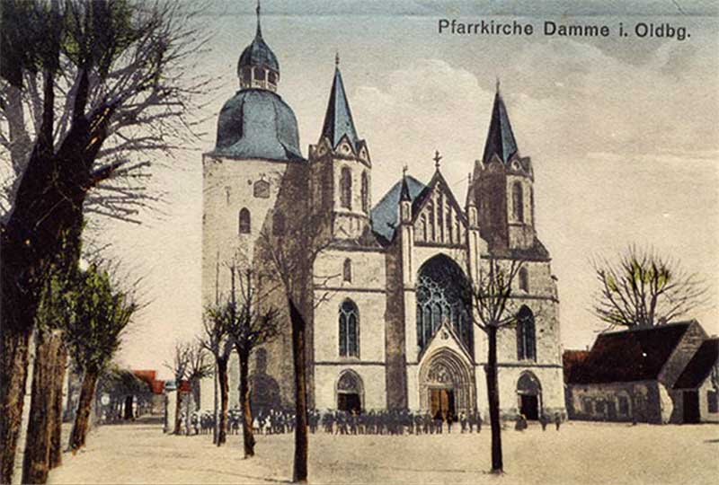 1910: Kirchplatz